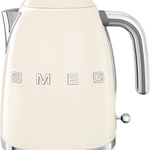 Smeg, KLF03CREU 1,7 L kedel, blød åben kande lukning, aftageligt rustfrit stål anti-kalk filter, automatisk slukning ved 100°C, skridsikre fod, 2400W effekt, creme